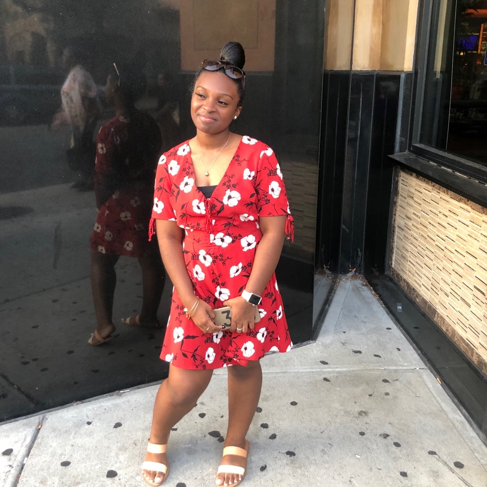 Meet your Posher, Leeanndra